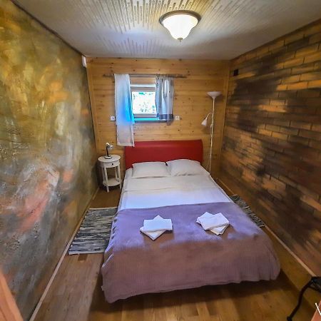Rusnietis Guest House Екстериор снимка